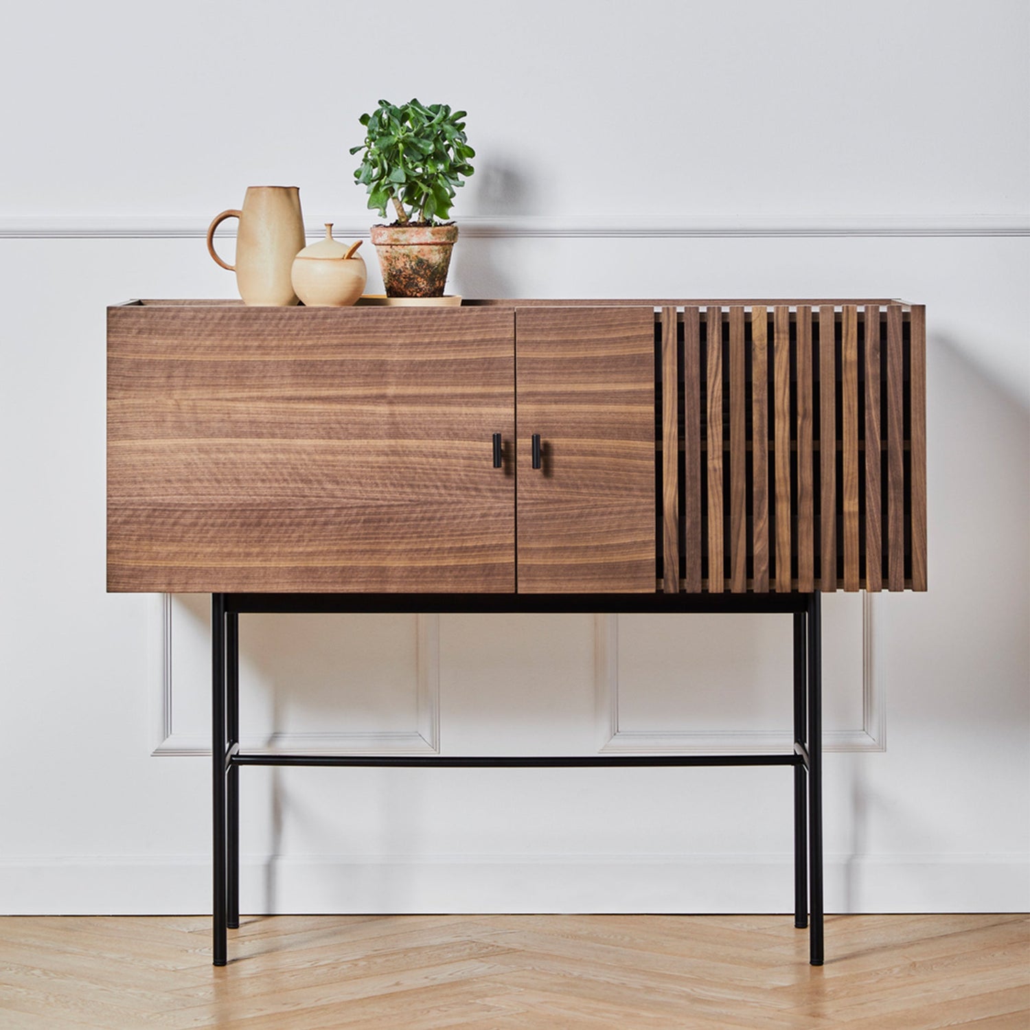 WOUD - Array sideboard (120 cm) - Walnut - WOUD - DesignGaragen.dk